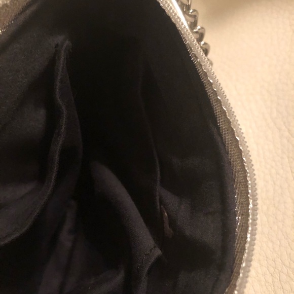 Bobbi Brown Wristlet/Clutch. - Picture 11 of 12